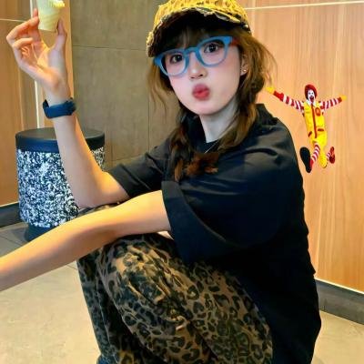 这个美术部有问题！