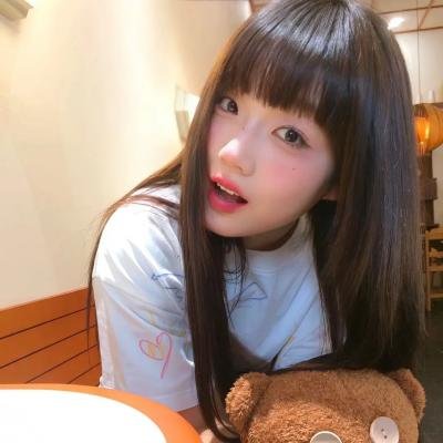 后备箱里的女孩